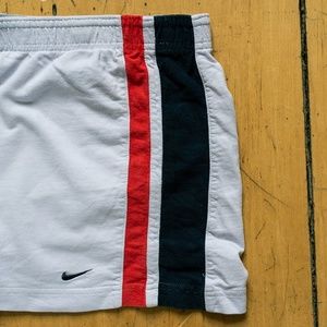 Vintage Nike Tennis Shorts | M